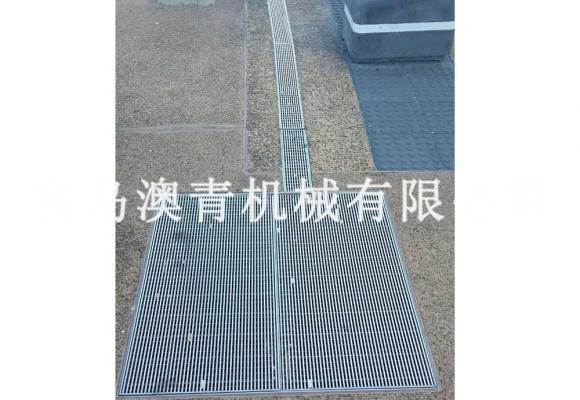 異型鋼格板