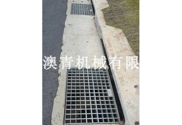 異型鋼格板